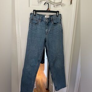 Abercrombie & Fitch The Straight Leg Mid Rise Size 29/8 Jeans